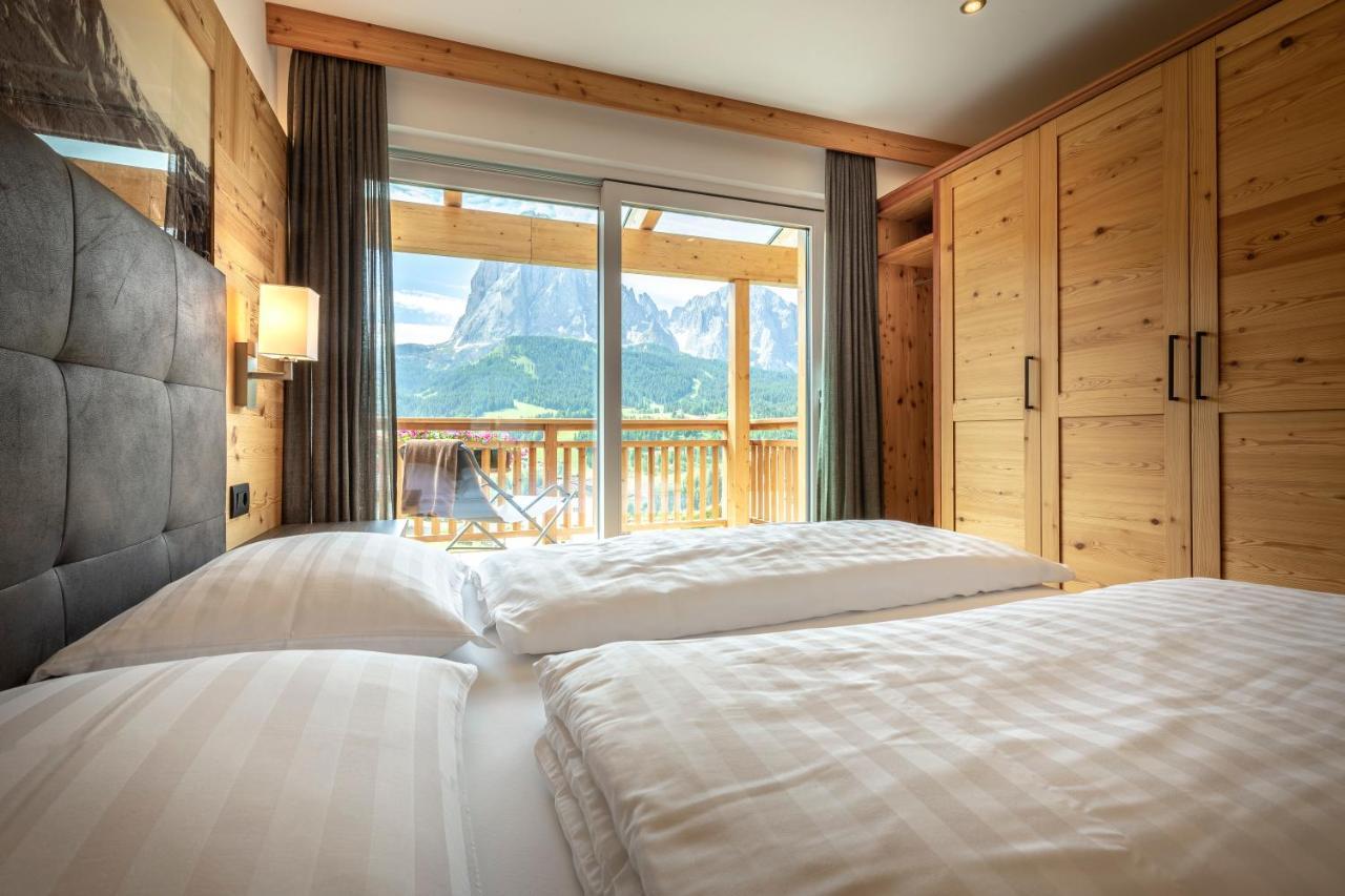 Apartments La Mana Santa Cristina Val Gardena 外观 照片