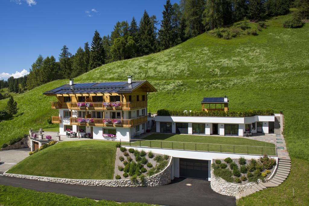 Apartments La Mana Santa Cristina Val Gardena 外观 照片