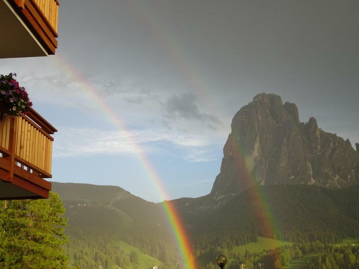 Apartments La Mana Santa Cristina Val Gardena 外观 照片
